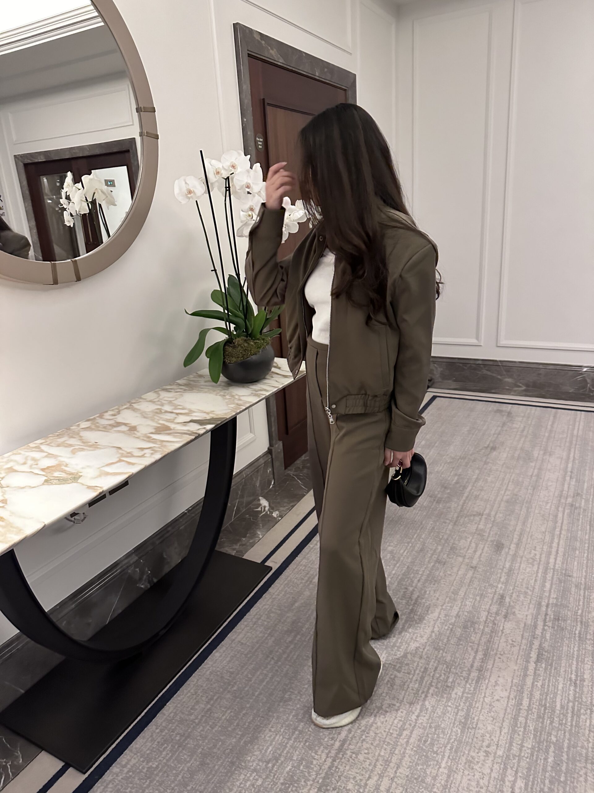 Olive aura tracksuit